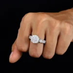 Wholesale 2025 New 1ct Round Moissanite Ring 925 Sterling Silver Vintage Prong Set Fashion Rings GRA Certificate Gift Box - Image 2